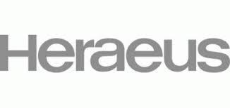 Grauer Heraeus Schriftzug als Logo-Asset für industrielle Standortprojekte.